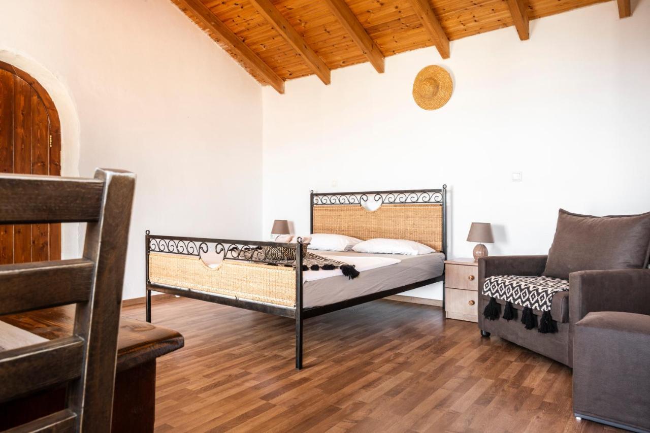 Amphora Guesthouse ヒマラ エクステリア 写真