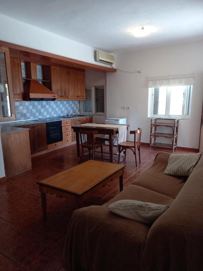 Amphora Guesthouse ヒマラ エクステリア 写真
